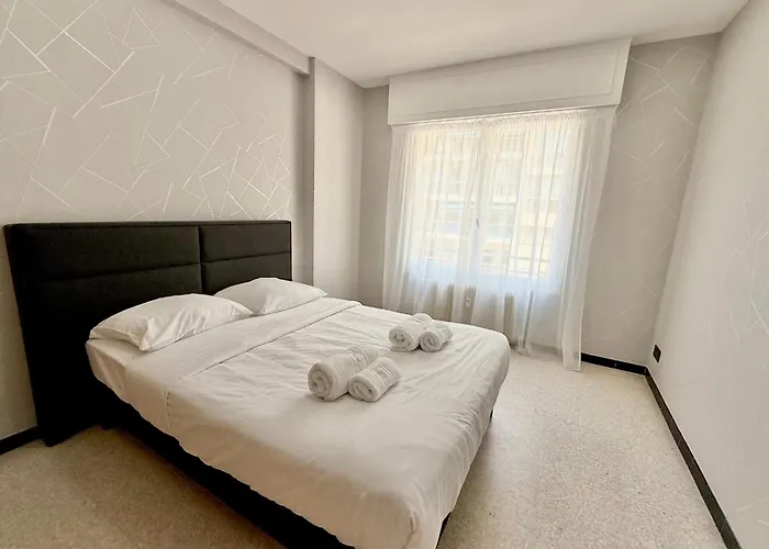 Hyper Center - 4 People - Close To Shops And Beaches Holiday home *